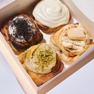 Combo 4 Cinnamon Rolls