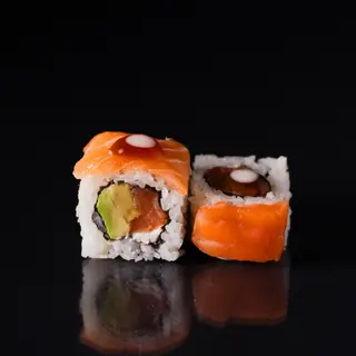 141.★SALMÓN PLUS (4U)
