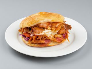 KEBAB SOLO Y CON MAS CARNE