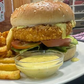 HAMBURGUESA CRISPY CHICKEN