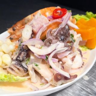 Ceviche mixto