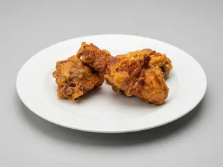 3 piezas de pollo frito 