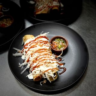 Tacos Res Nicaragüenses 