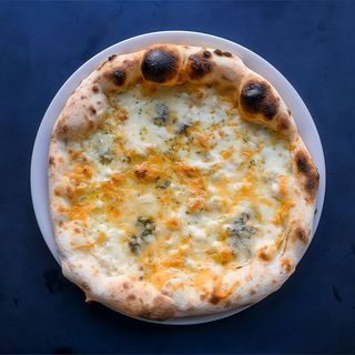 Pizza 4 Quesos (30 Cm.)