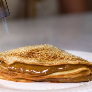 Crepe con dulce de leche