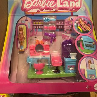 Mini barbie Land