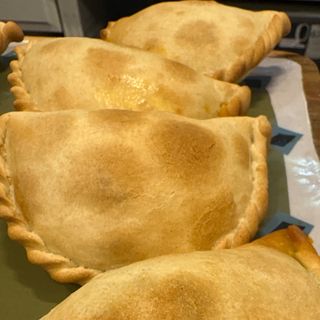 3 empanadillas carne mechada