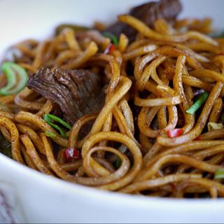 Tallariines fritos Con ternera