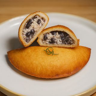 Empanada de domino 