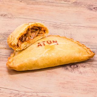 Empanadilla De Atún (1 Ud.)