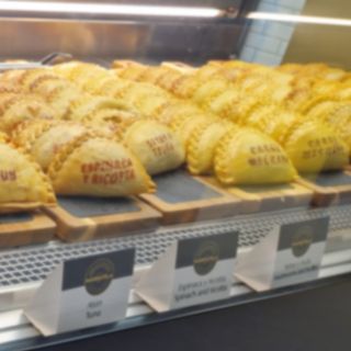 Empanadilla De Jamón Y Queso (1 Ud.)