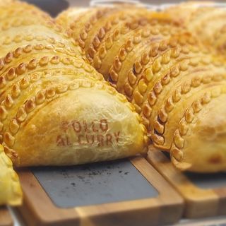 Empanadilla De 4 Quesos (1 Ud.)