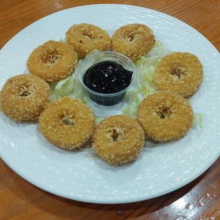 Plato Cheese Donettes