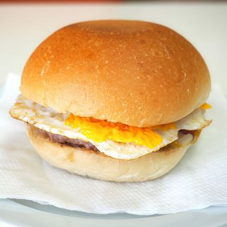 Hamburguesa Con Huevo
