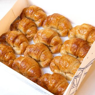 Caja 12 Medialunas Clásicas 