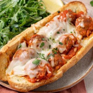 Baguette De Albóndigas Y Queso