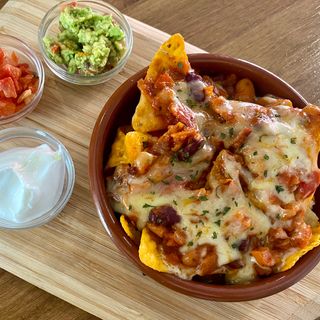 Nachos Con Chili Carne De Ternera