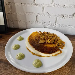 Cachapa con queso de mano y cerdo (1 ud.)