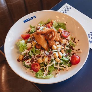 Ensalada César De Pollo Rebozado