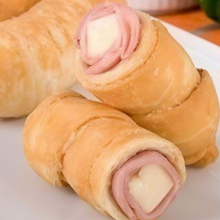 tequeños de jamon york y queso 6 unidades
