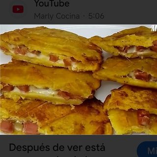 Patacón con queso plátano macho maduro