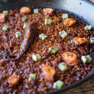 Arroz con pulpo y kiwi