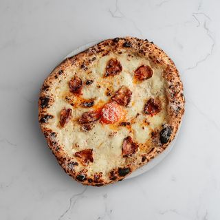 Pizza scarbonara face