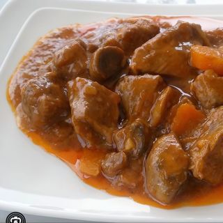 Carne en salsa