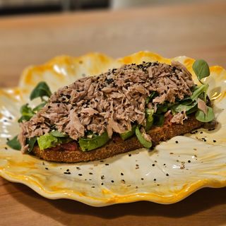 TUNA POWER TOAST