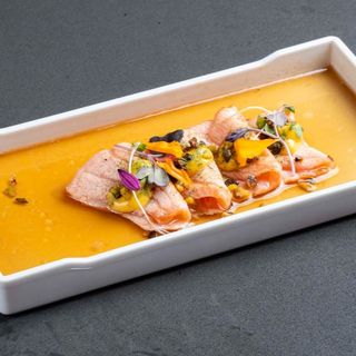 242 - Carpaccio salmon flambe 8PZ