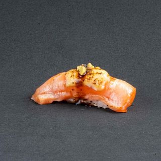 196 - Nigiri salmon flambe 2PZ