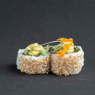 381 - Ura salmon avocado (salmon) 8pz