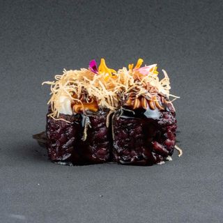 415 - Black salmon fever roll (salmon) 8pz