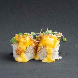 383 - Spicy mango roll (salmon) 8pz