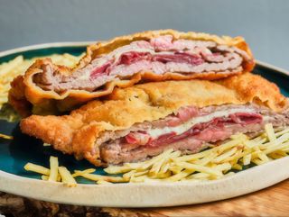 Jamón Serrano , Queso Gouda , Pimiento Asado