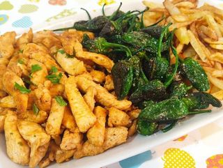 Mix. Patatas Fritas y Pimiento de Padrón