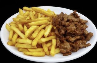 Ternera Salteada Con Patatas Fritas