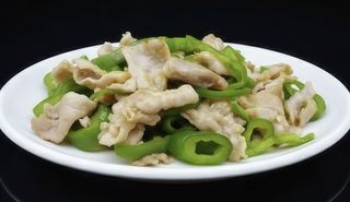 Cerdo Con Pimientos Verdes