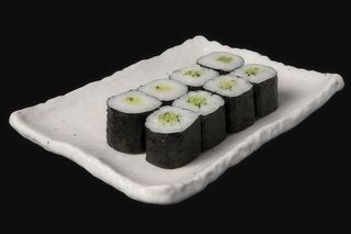 Hosomaki De Pepino (8 Pzs.)