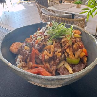 Lime Bowl con Pollo y Gambas