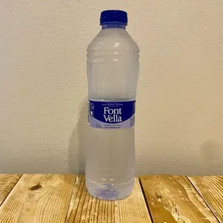 Agua natural Font Vella