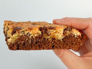 Brookie (Brownie+Cookie)
