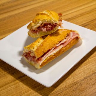 Bocadillo Catalana