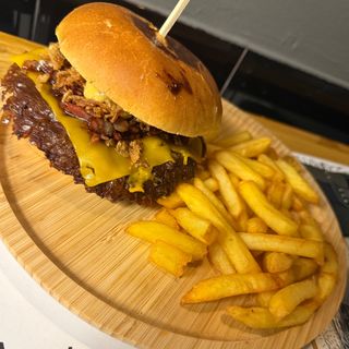 La Cartelua Smash Burger