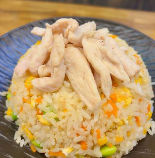 Yakimeshi De Pollo
