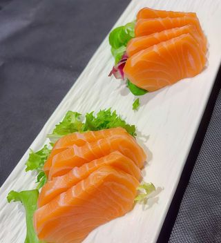 Sashimi De Salmón (8 Uds.)