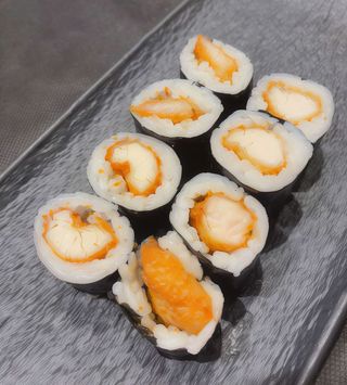 Maki De Pollo Rebozado (8 Uds.)