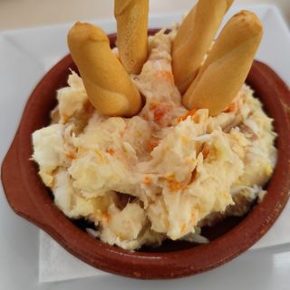 Ensaladilla rusa con gambas ( Ración)