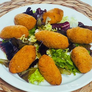 Croquetas rabo 8 unidad ( Ración)