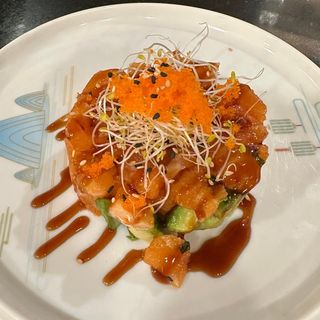 Tartar de salmón (1 ud.)